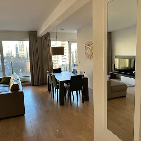 Apartment 2 Bedroom In Center With Balcony *