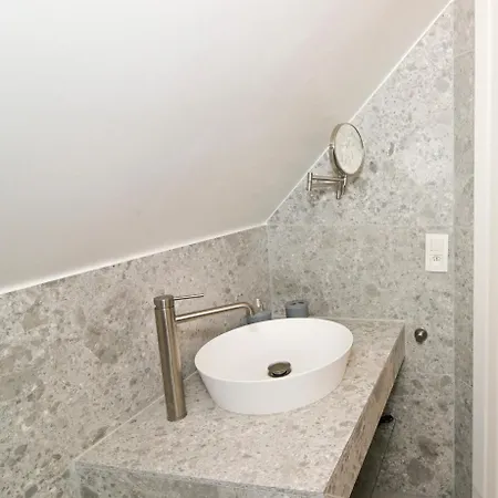 Apartment Family Duplex Getaway - Perfectly Positioned For Adventures Brussels