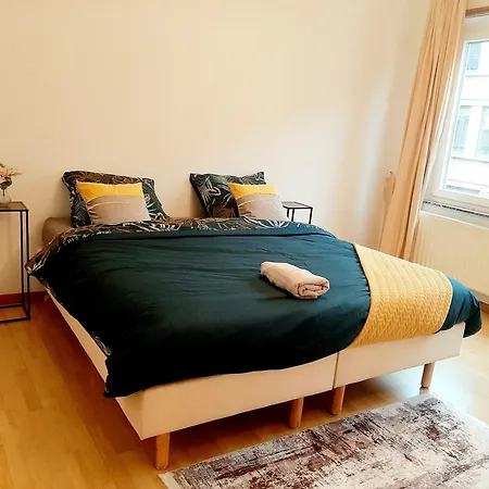 Holiday home Evere House