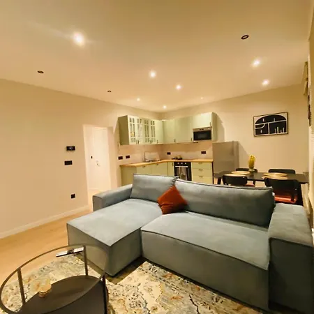 Camuflats Apartment