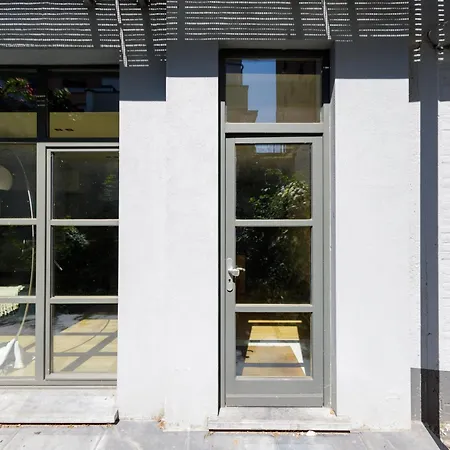 Couronne Apartment *