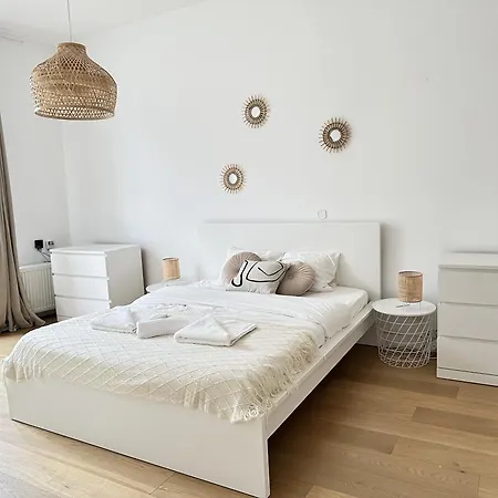 Trendy Flat In * Brussels