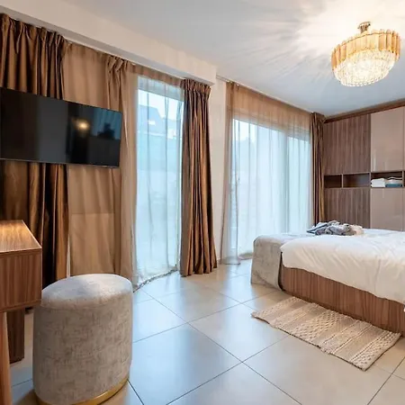 Luxueux 5 * Brussel