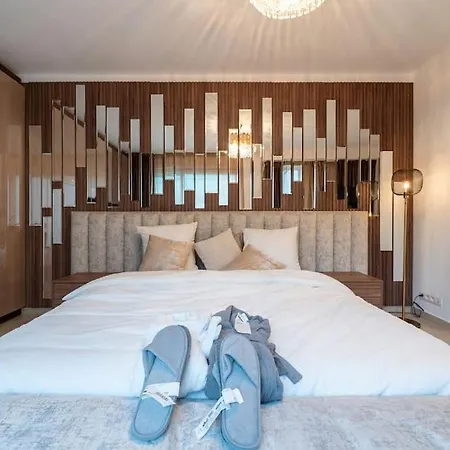 Luxueux 5 * Brussel