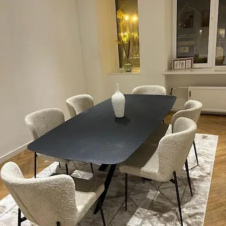 Centre - Ixelles - Avenue Louise - Chic Apartment Brussels