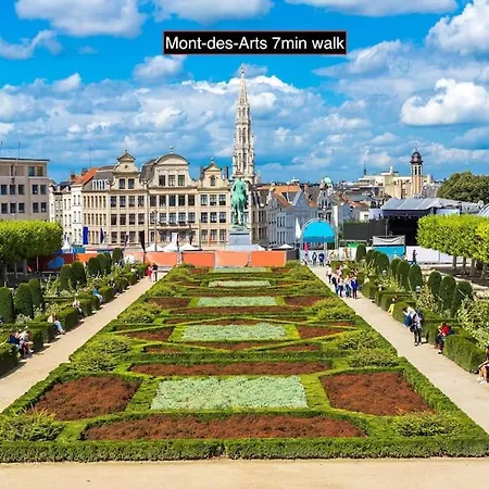 New Stylish Grand Place Center Duplex * Brussel