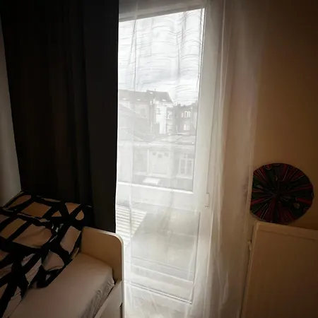 Alexanor Cosy Private In A Shared Homestay *