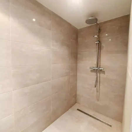 New Stylish Grand Place Center Duplex Appartement