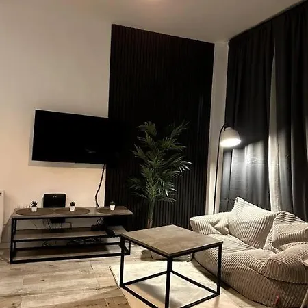 Apartment High-quality Flat Near