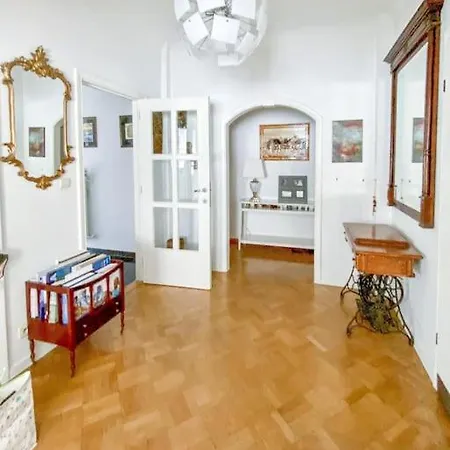 Elegance ,space & Luxury In Apartment Brussels