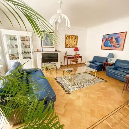 Elegance ,space & Luxury In Brussels