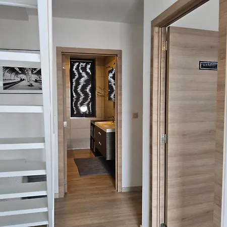 Homestay Deluxe Au 2eme Etage, Double Au 4eme Etage Not A