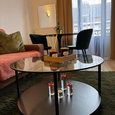 Cozy South-up And Ground Brussels
