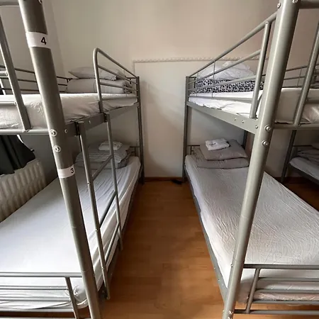 Hostel Etterbeek Youth *