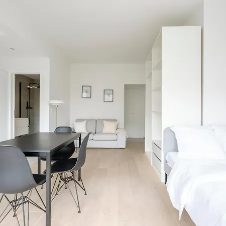 Beautiful Close To Avenue Louise Brussels