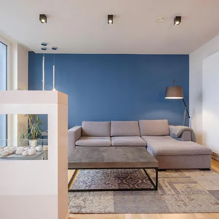 Beautiful 1 Bedroom Close To Parc De Brussels