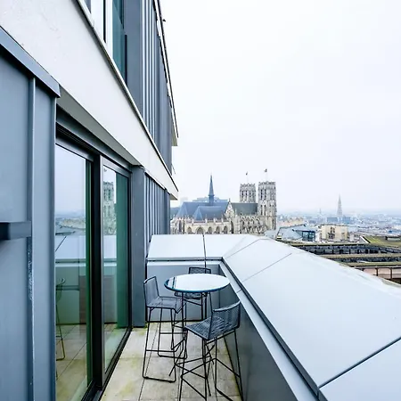 Apartment Beautiful 1 Bedroom Close To Parc De *