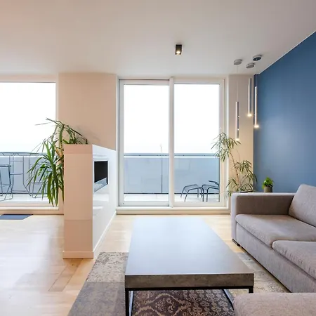 Apartment Beautiful 1 Bedroom Close To Parc De
