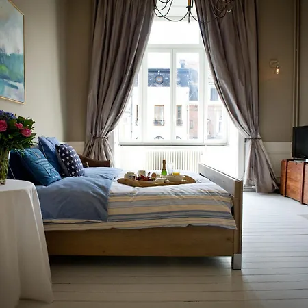 Le Seize 3* Brussels