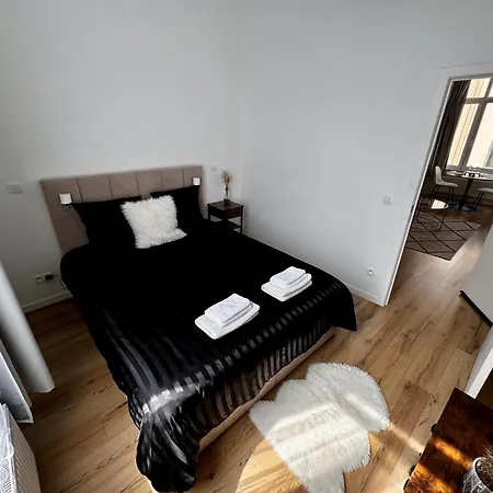 Apartment Cozy South-up And Ground