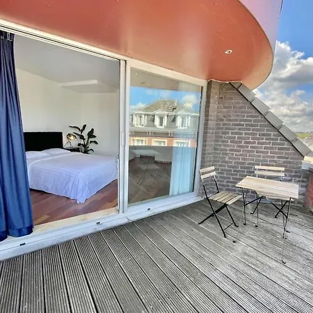 Luxurious Panoramic Penthouse In The Heart Of Bxl *