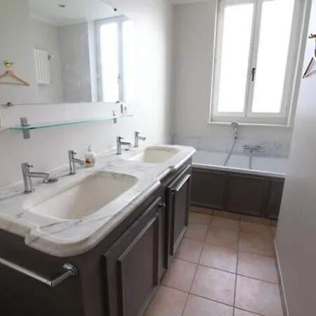 Jourdan House Apartment *