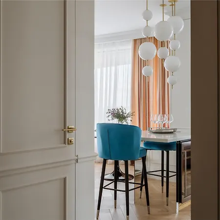 Apartment In Centr Cozy