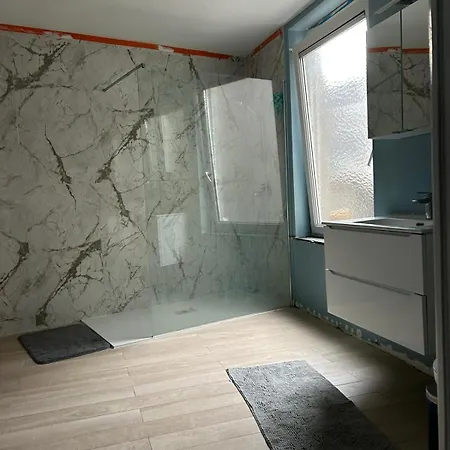 Lit Double Homestay