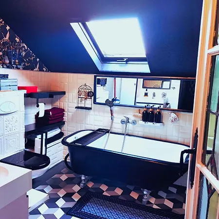 Duplex Atypique A Apartment