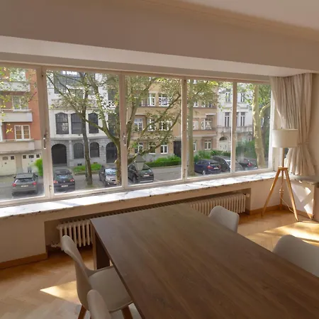 Moliere - Hue Connected Apartment Brussels