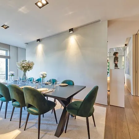 Apartment 4bd In