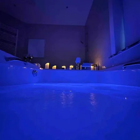 Sublime Calme Cosy & Jacuzzi Brussels