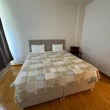 Apartment Apartment