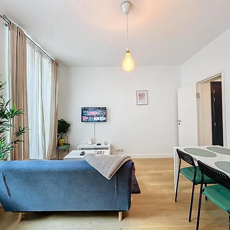 Apartment Cosy Brussels- *