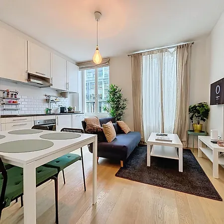 Cosy Brussels- Apartment *