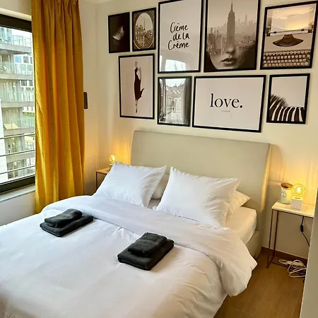 Urbanstay - Jacqmain Downtown Apartment Brussels