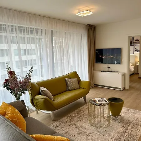 Urbanstay - Jacqmain Downtown Apartment Brussels