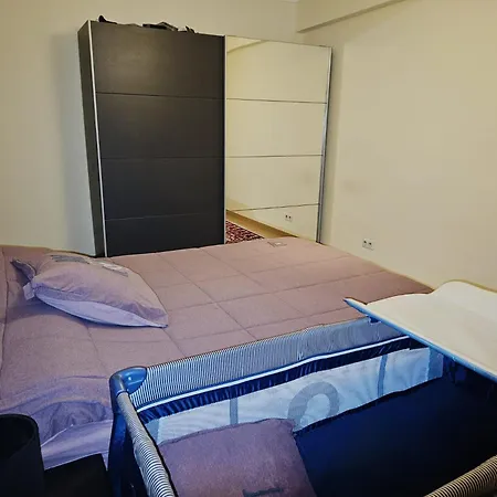 Luxurious 4 Apartment *