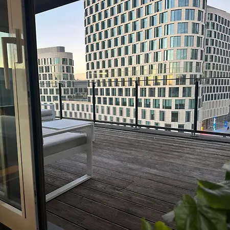 Apartment With Balcony In Center *