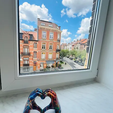 Apartment Renove Et Radieux A