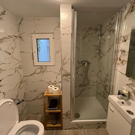 Apartment Rue Blaes