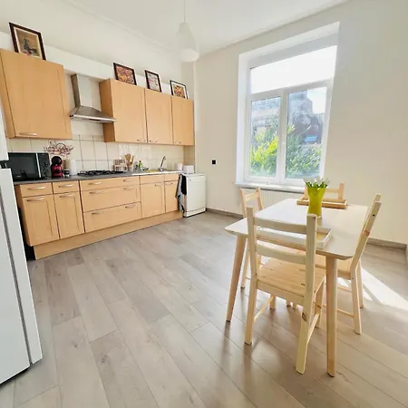 Renove Et Radieux A Brussels
