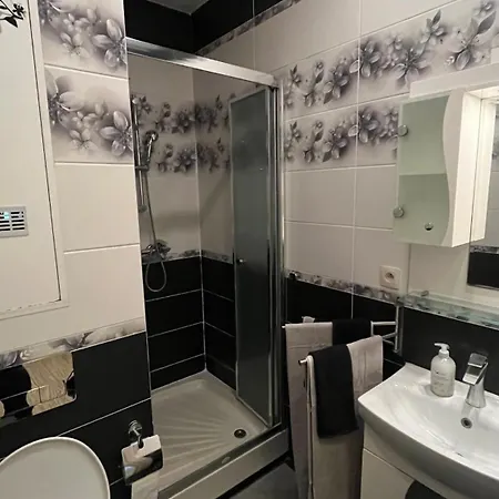 Apartment Two Bedroom Flat - Hyper Center Brussels