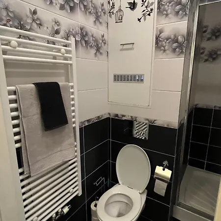 Apartment Two Bedroom Flat - Hyper Center *