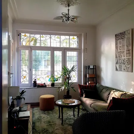 Apartment Charming In Schaarbeek 80 M² Piano Available *