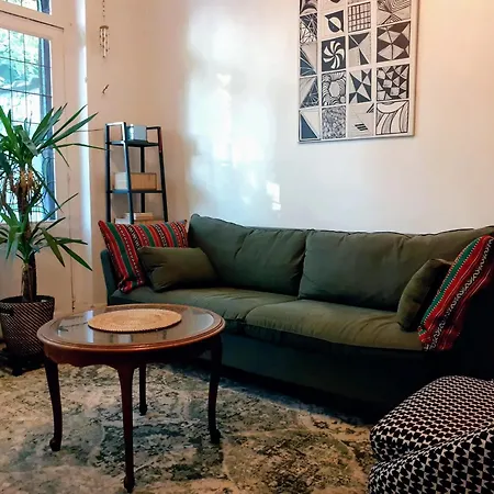 Apartment Charming In Schaarbeek 80 M² Piano Available *