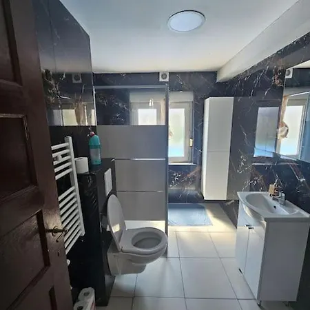 Spacieux 3 A * Brussels