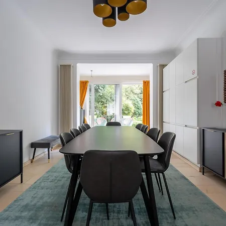 Villa La Louve - Big Place & Garden - Parking Gratuit Brussels