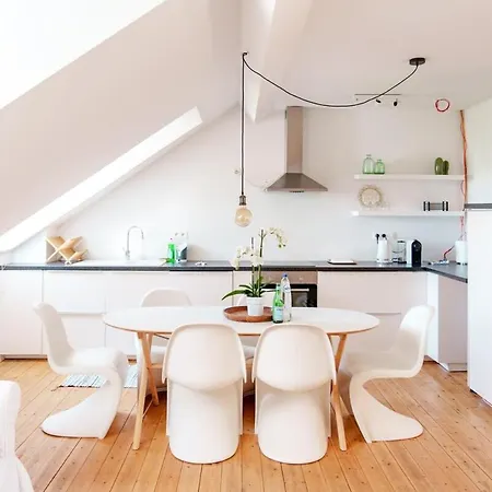 Apartment Smart - Gare Du Midi Brussels