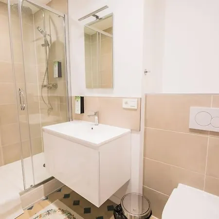 Appartement Smart - Gare Du Midi *